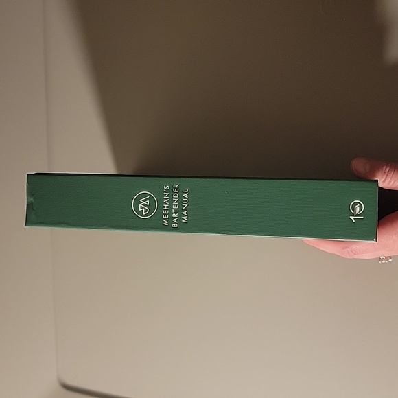 Meehan's Bartender Manual - Picture 2 of 3